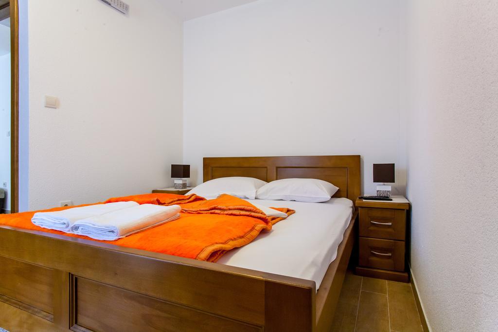 Apartments Ljubica แฮร์เซ็ก-โนวี ห้อง รูปภาพ
