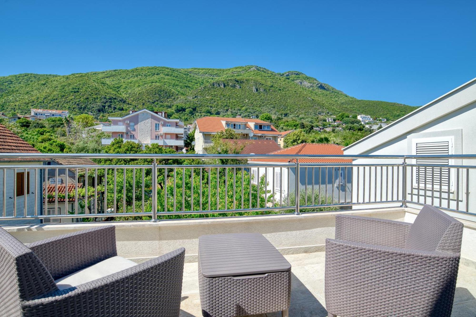 Apartments Ljubica แฮร์เซ็ก-โนวี ภายนอก รูปภาพ