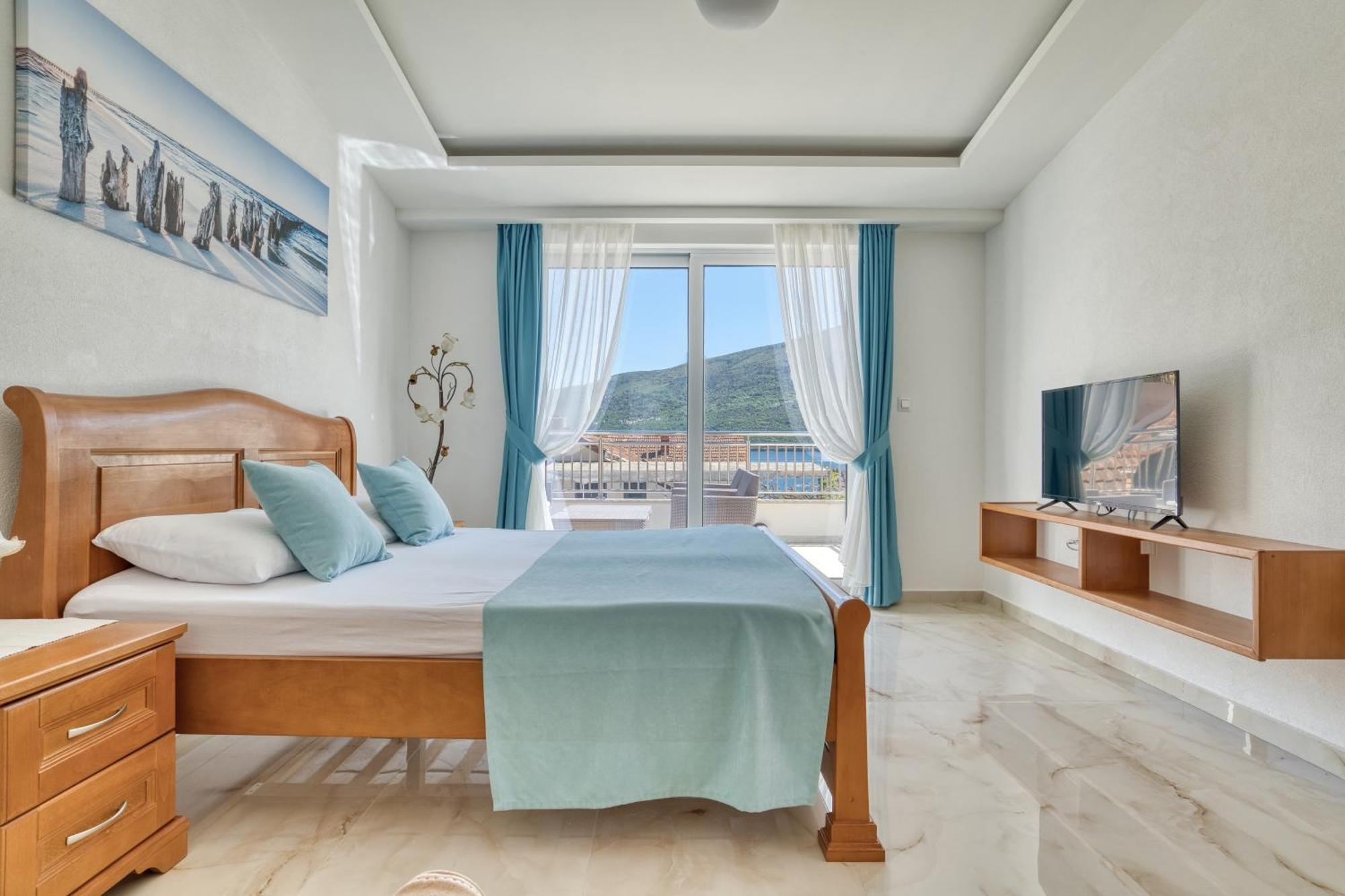 Apartments Ljubica แฮร์เซ็ก-โนวี ภายนอก รูปภาพ