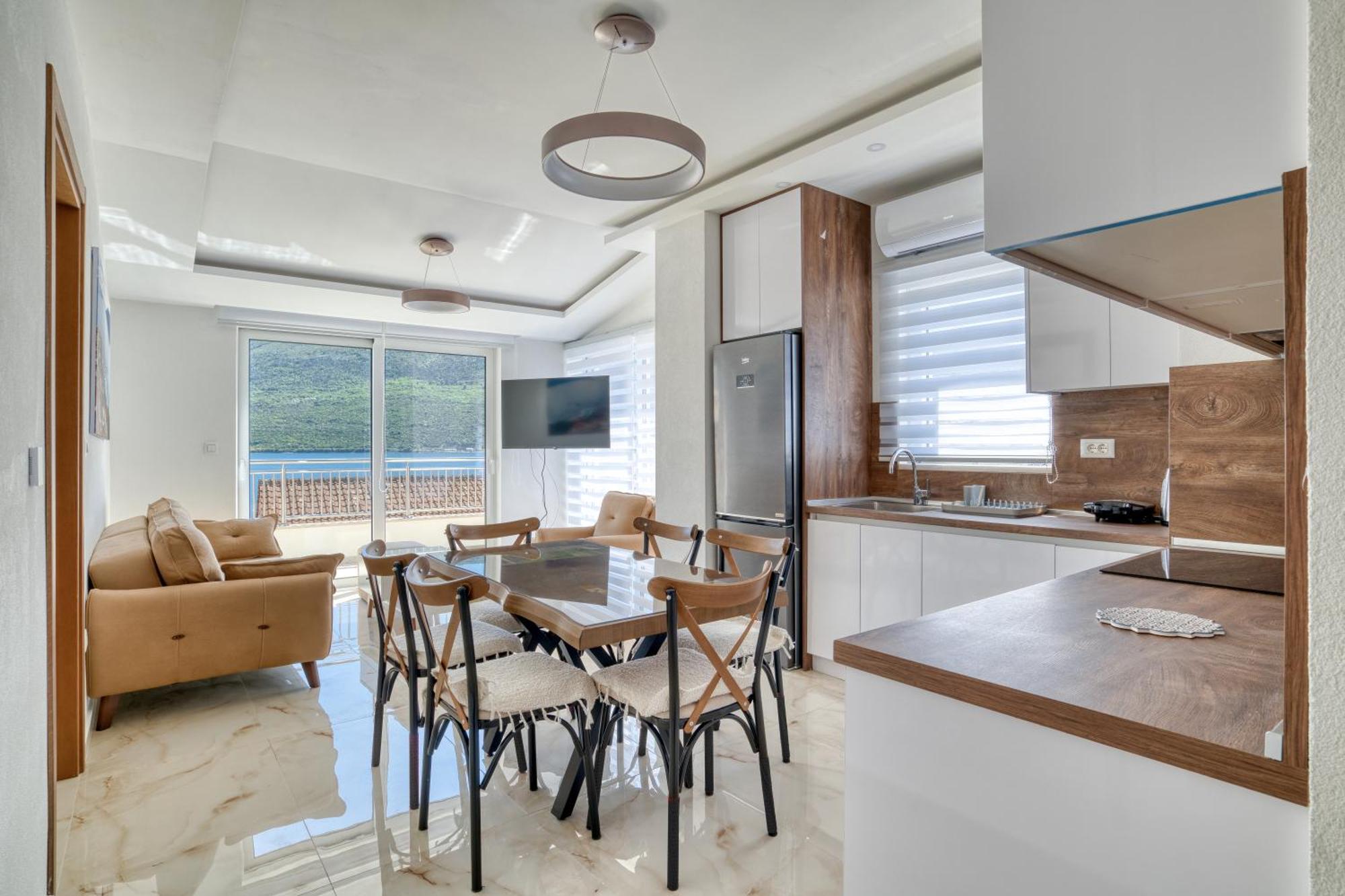 Apartments Ljubica แฮร์เซ็ก-โนวี ภายนอก รูปภาพ
